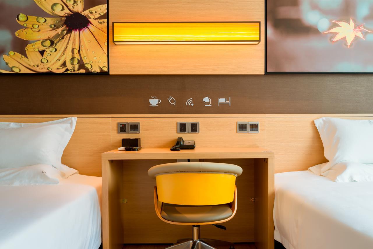 Iu Hotel Tianjin Binjiang Walking Street Εξωτερικό φωτογραφία